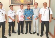 Jasa Raharja Bali Ikut Serta Sosialisasikan Program Pemutihan Pajak Kendaraan Bermotor ke Kantor Kelurahan Benoa, Kuta Selatan ke Kantor Kelurahan Benoa