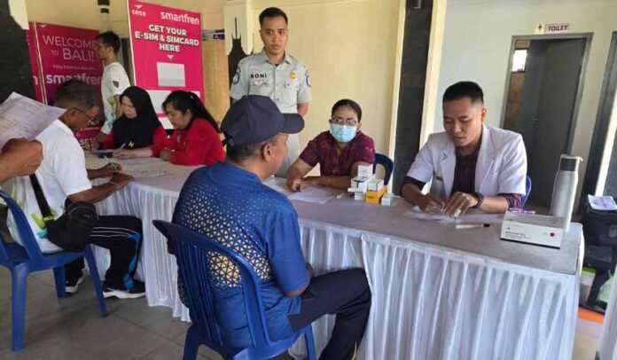 Hari Kesehatan Nasional Ke-61 Tahun 2025 Hari Kesehatan Nasional Ke-61 Tahun 2025