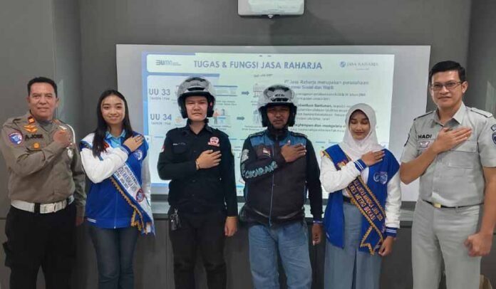 Ojek Online dan URC Cikarang Ojek Online dan URC Cikarang