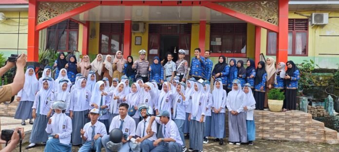 Kunci Utama di Jalan Raya Kunci Utama di Jalan Raya