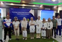 Jasa Raharja Dorong Kesadaran Berkendara Aman melalui Safety Campaign di AO Mekaar Barabai di AO Mekaar Barabai