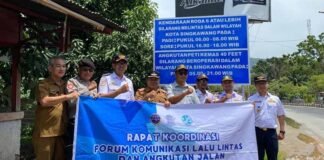 di Gerbang Batas Singkawang