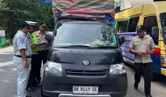 di Labuhanbatu Selatan di Labuhanbatu Selatan