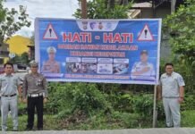 Sinergi Jasa Raharja Cabang Tarakan dan Kamsel Polresta Bulungan dalam Pemasangan Spanduk Himbauan di Titik Rawan Laka Lantas di Titik Rawan Laka Lantas