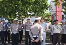 Operasi Gabungan di Tanjung Redeb, Dorong Kepatuhan Pajak Kendaraan dan Keselamatan Berlalu Lintas