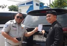 Jasa Raharja Tasikmalaya Bersama P3D Wilayah Kota Tasikmalaya Gelar Penelusuran Penunggak Pajak Menggunakan Aplikasi PANAH PASOPATI Aplikasi PANAH PASOPATI