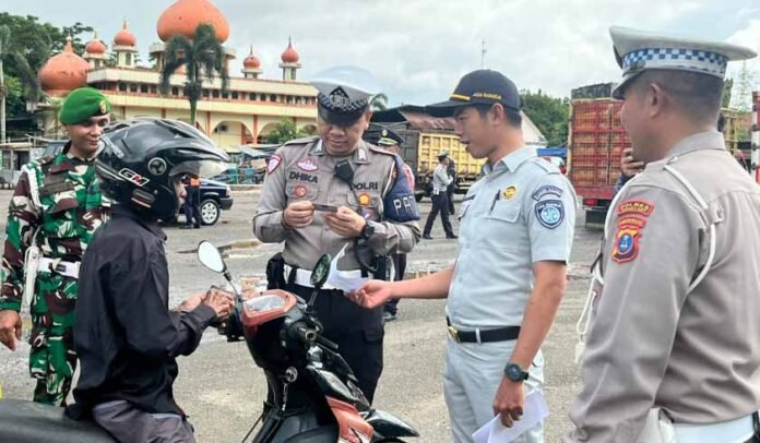 Melalui Sosialisasi dan Rampcheck Melalui Sosialisasi dan Rampcheck