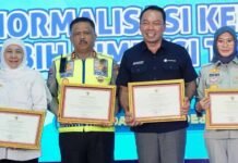 Dukung Target Zero ODOL 2027, Jasa Raharja Hadir pada Sosialisasi dan Normalisasi Kendaraan ODOL di Jawa Timur Normalisasi Kendaraan ODOL di Jawa Timur