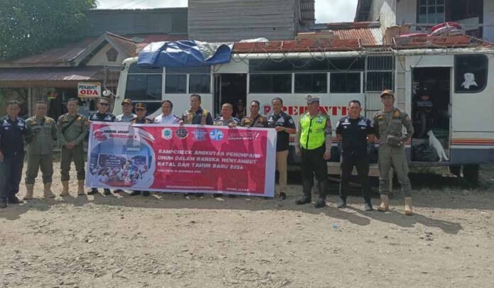 di Kabupaten Kapuas Hulu di Kabupaten Kapuas Hulu