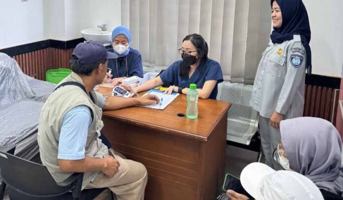 di Kantor Samsat Kawaluyaan di Kantor Samsat Kawaluyaan