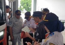 Jasa Raharja dan Tim Gabungan Pastikan Bus Angkutan Nataru di Salatiga Layak Jalan di Salatiga Layak Jalan