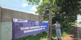 di Tiga Kecamatan Domisili