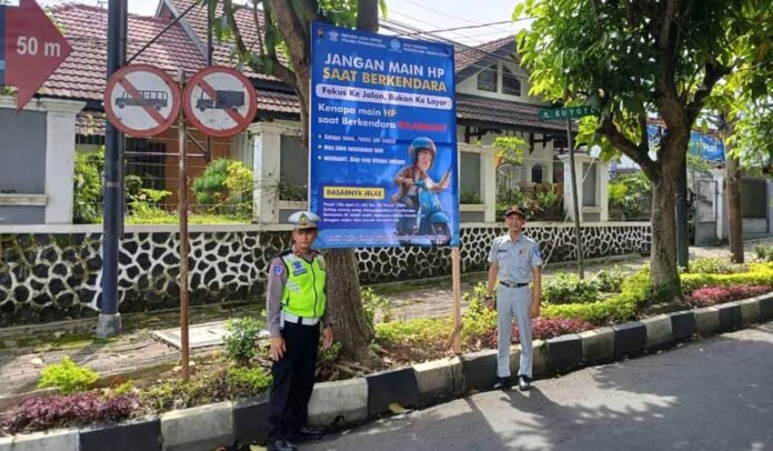 di Titik Rawan Kecelakaan