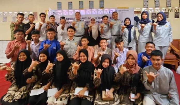 ke Panti Asuhan Khusus Anak Mentawai